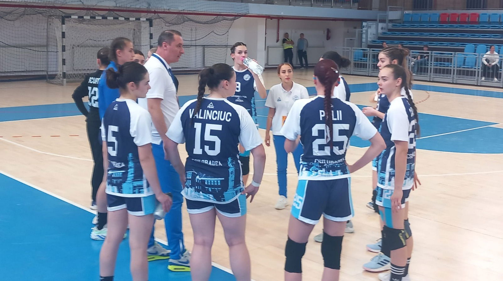 Újabb zakót kaptak az ESK női kézisei