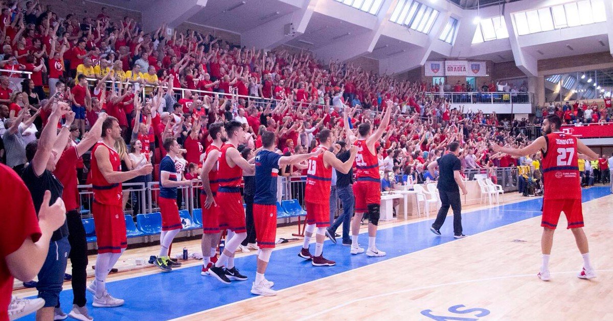 Visszatérés a régi fészekbe