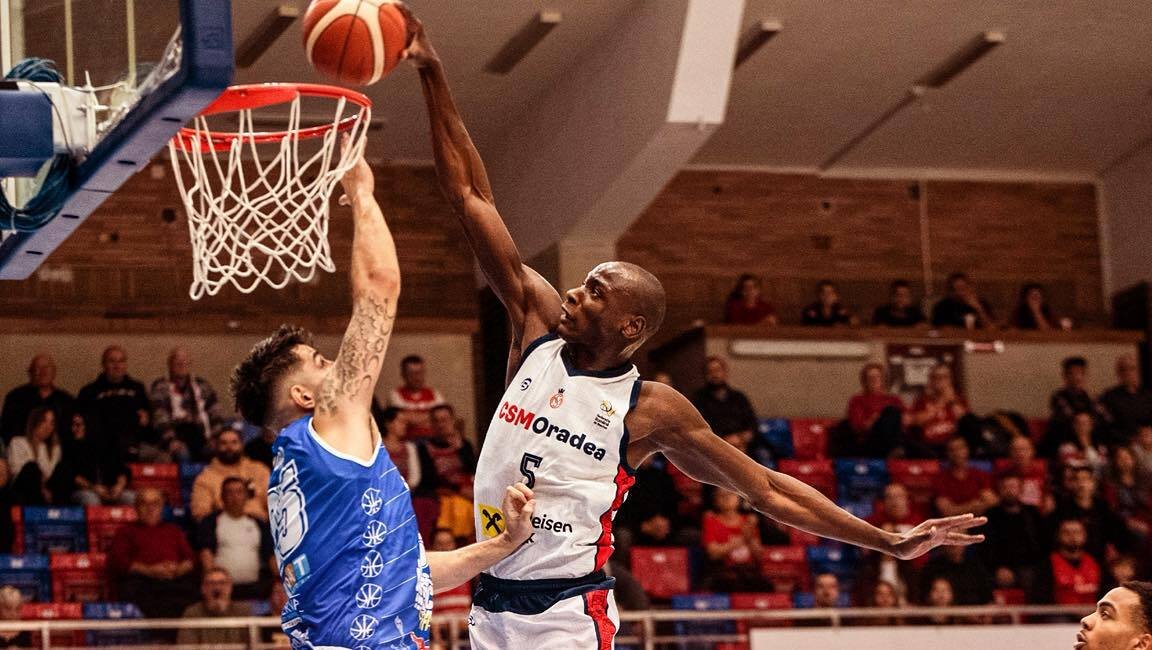 Villámrajttal alapozták meg sikerüket a váradi kosarasok