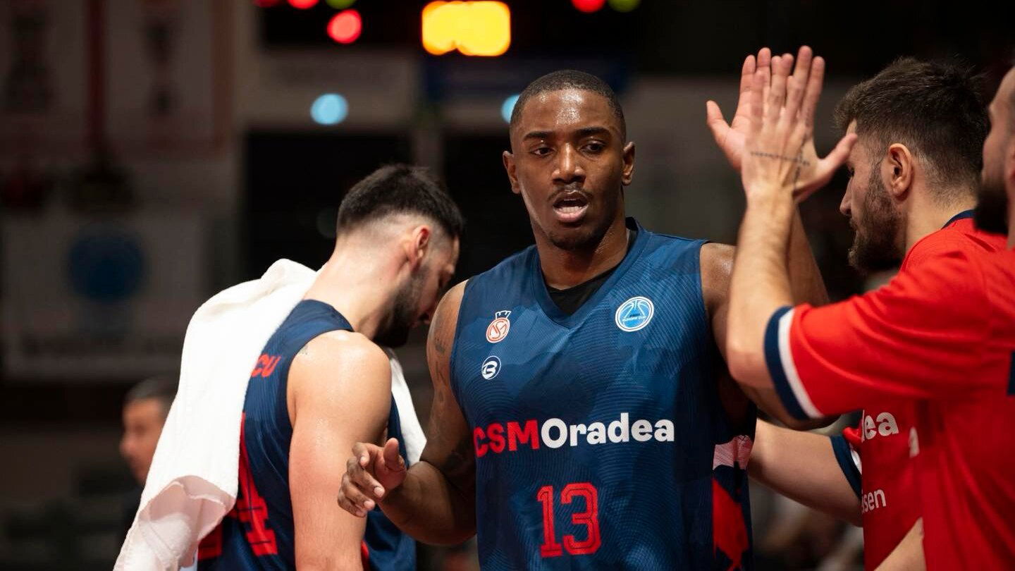 Bukarestben is megőrizné veretlenségét a VSK U