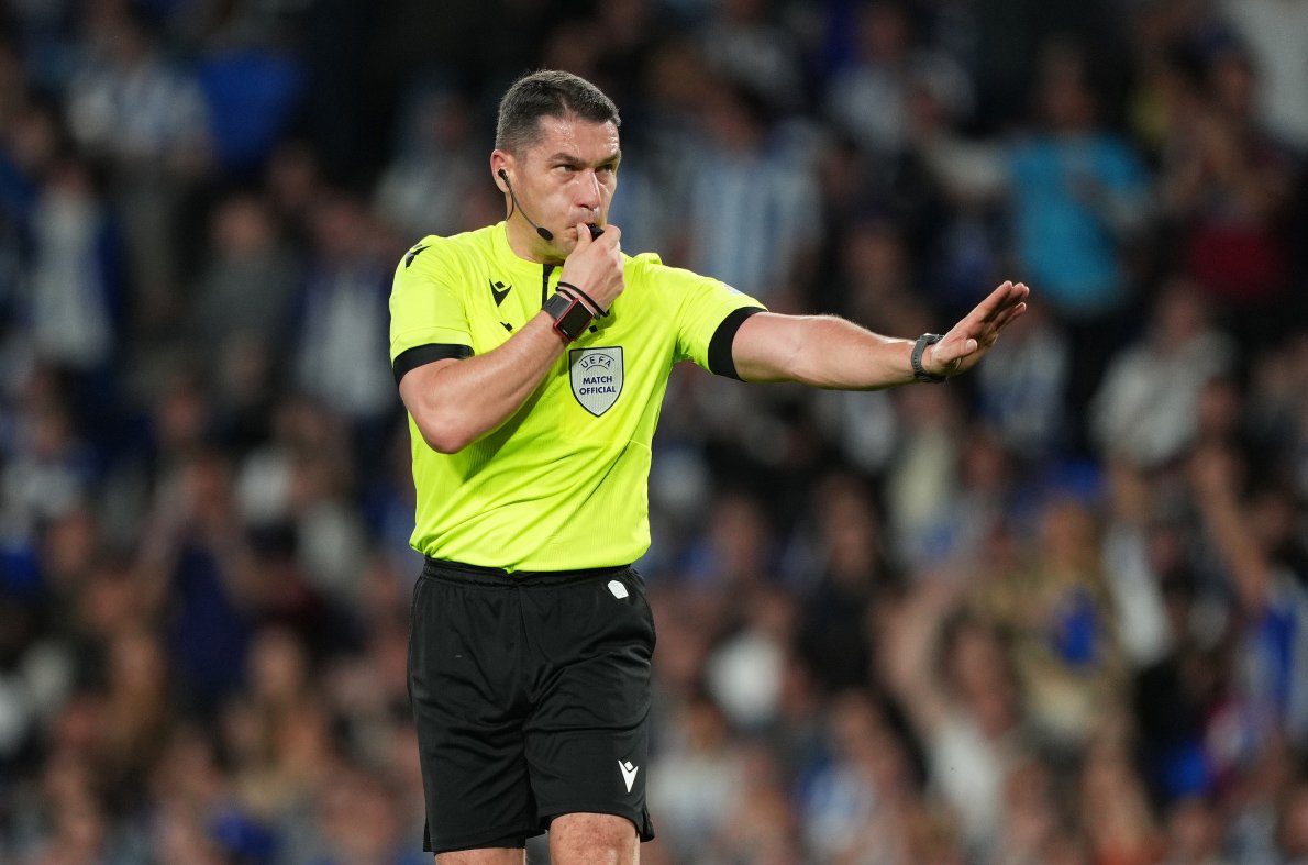 Kovács István bíráskodik a klub-vb első rangadóján