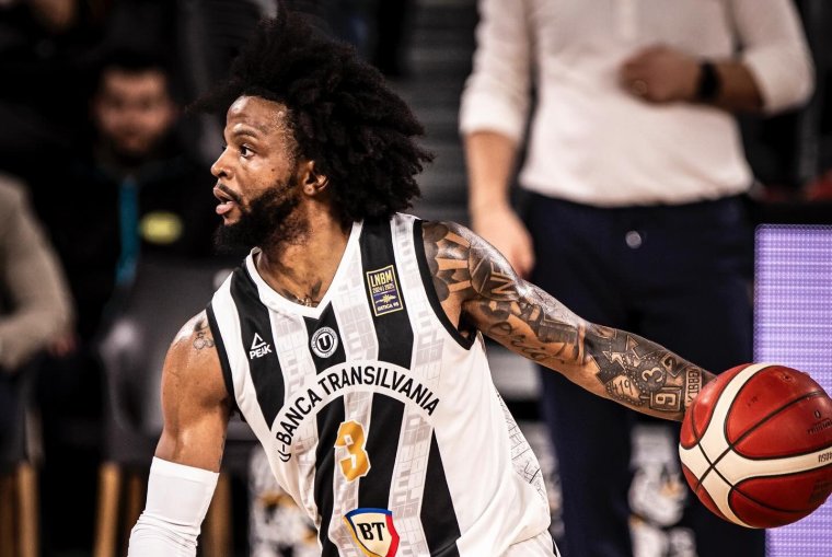 Zavier Simpson lett a Nemzeti Liga döntőjének MVP-je