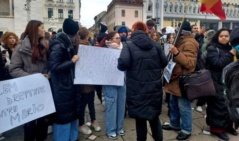 A gyermekvédelem kérésére elvették családjától a Temes megyei gyilkosságban érintett 13 éves fiút