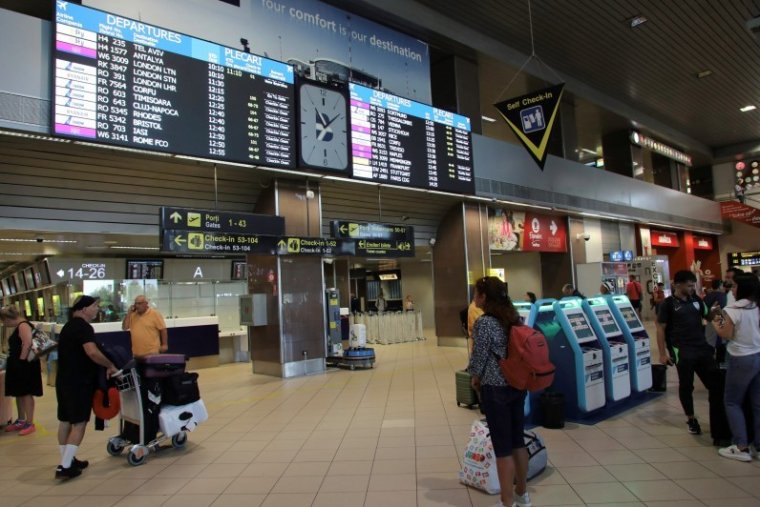 Tizennégy év után ismét iható a csapvíz a bukaresti Henri Coandă nemzetközi repülőtéren