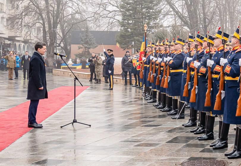 FRISSÍTVE | Kifütyülték Nicușor Dant Focșani-ban, Iași-ban már előre szólt, hogy ne tegyék