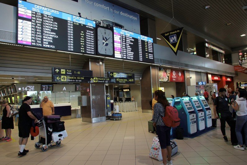 Tizennégy év után ismét iható a csapvíz a bukaresti Henri Coandă nemzetközi repülőtéren