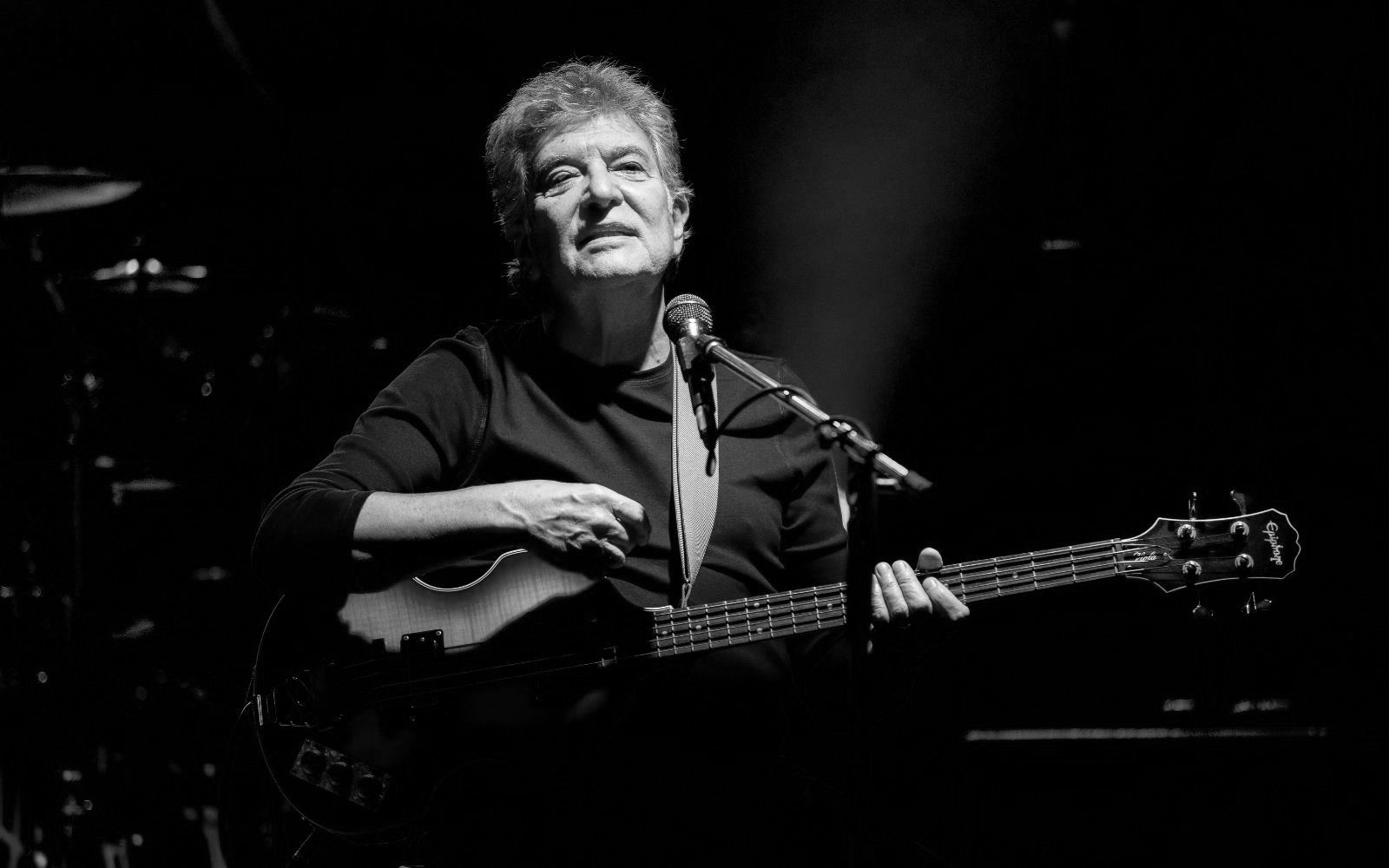 Meghalt Mugurel Vrabete, a Holograf együttes basszusgitárosa