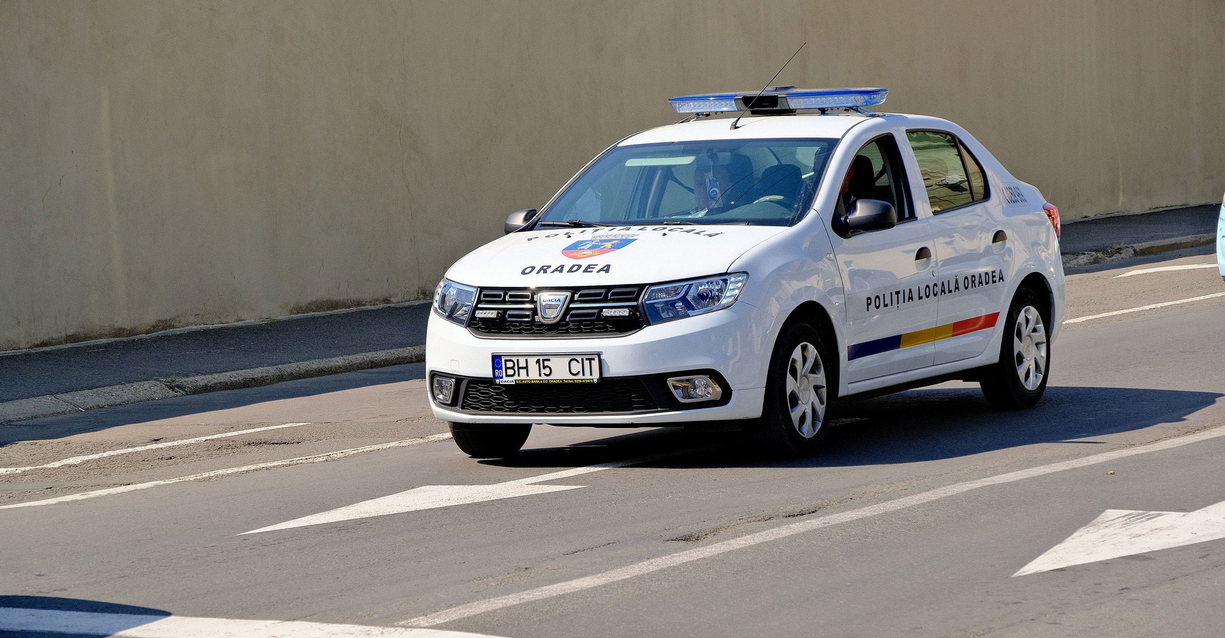 Testkamerát fognak viselni a helyi rendőrök – kihirdette a törvényt Nicușor Dan államfő