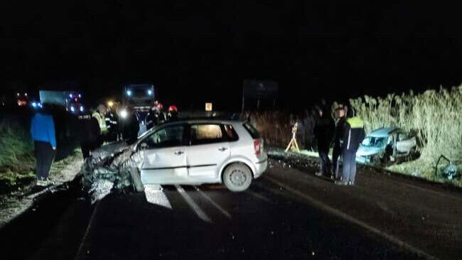 FRISSÍTVE| Baleset történt Nagyvárad és Bihar között, két személy megsérült