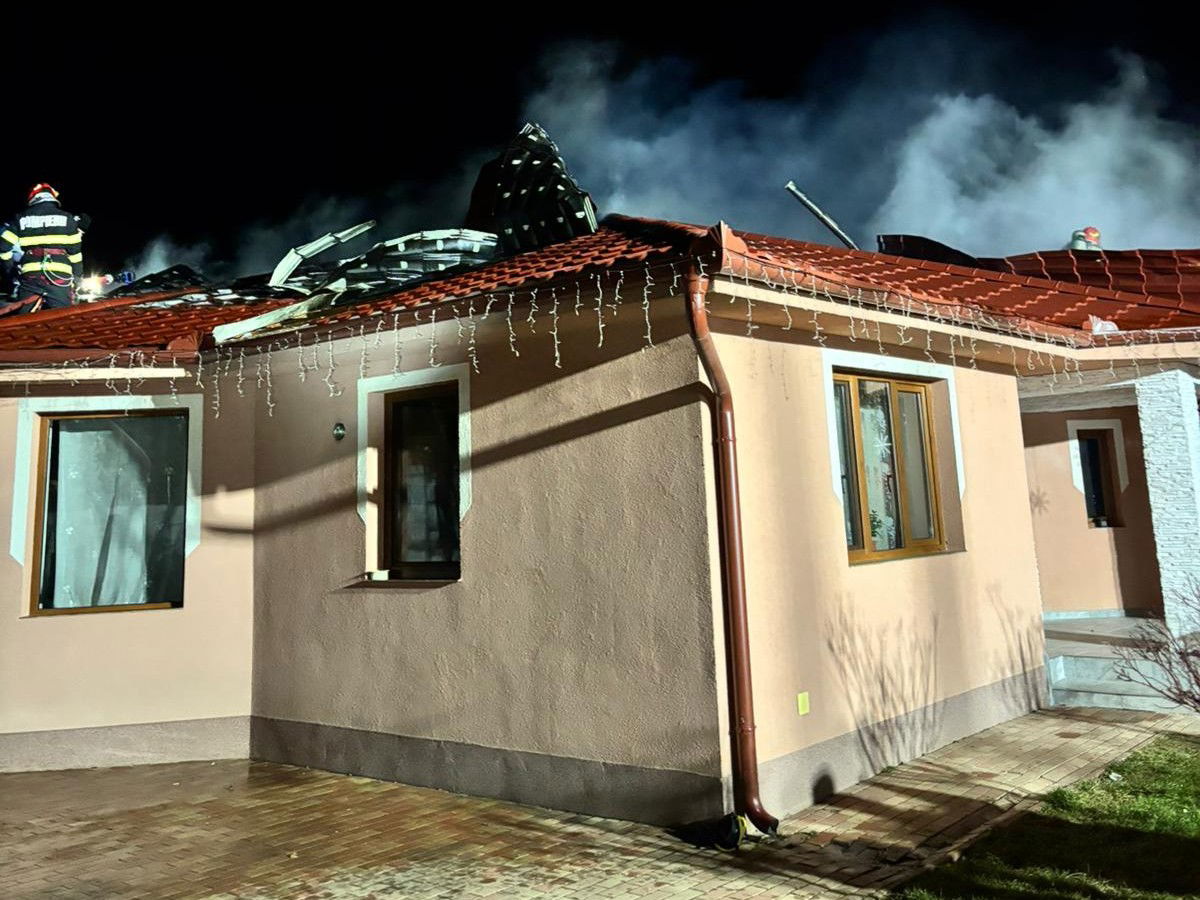 Gálospetriben egy ház gyulladt ki, Váradszentmártonban egy cukrászda