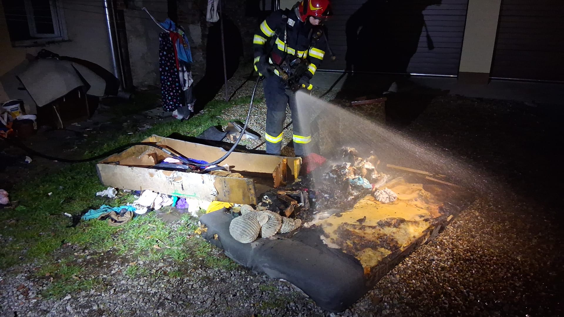 Lakástűzhöz riasztották a tűzoltókat Nagyváradon