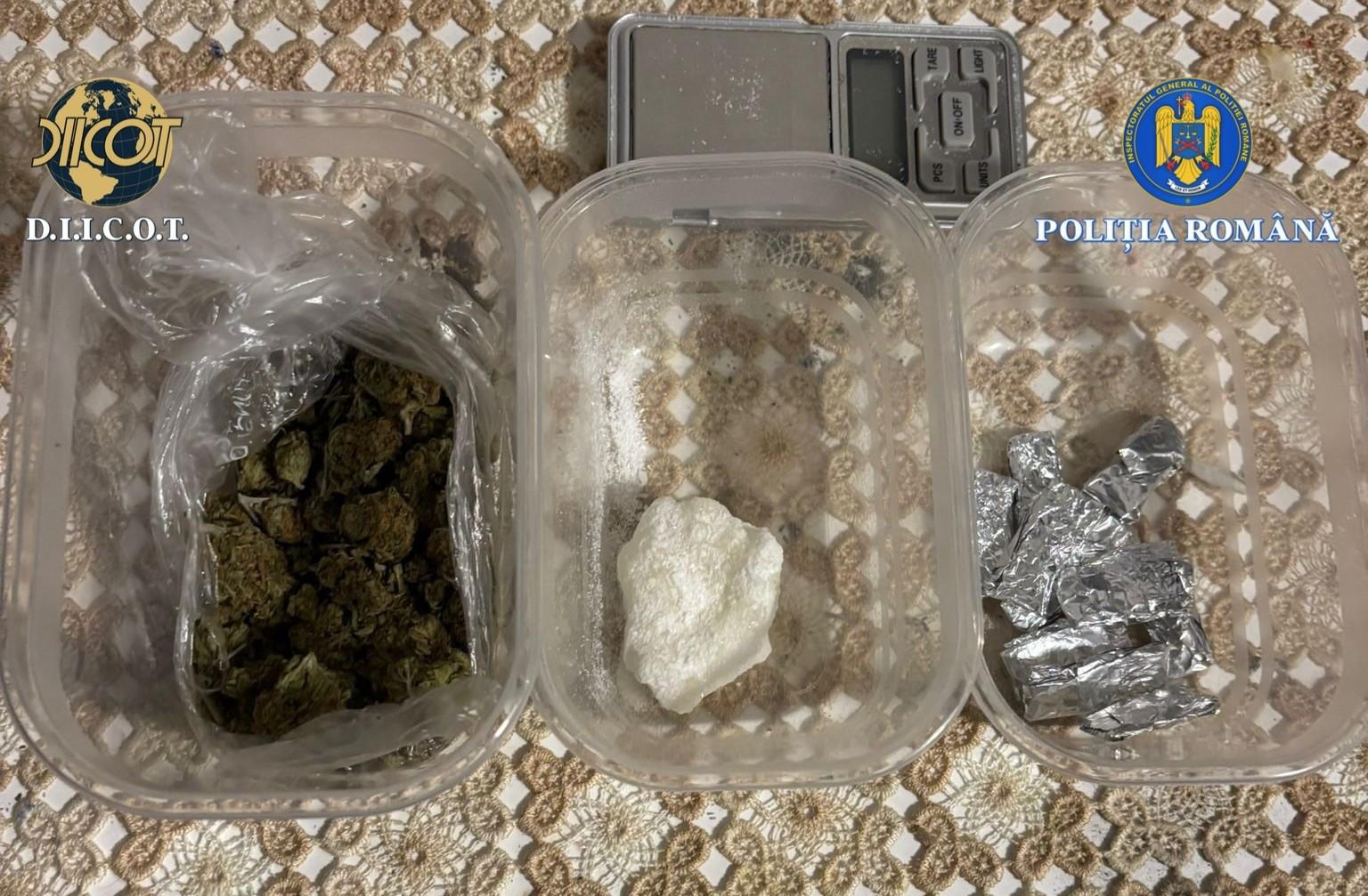 Razzia Bihar megyében: fiatal kristálydrog-kereskedők kerültek rács mögé