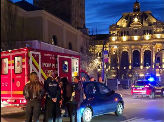 Elgázoltak egy személyt a Szent László templom mellett