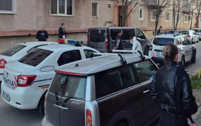 Nőnapi tragédia Temesváron: megölte édesanyját, majd kövekkel dobálta az autókat | VIDEÓ