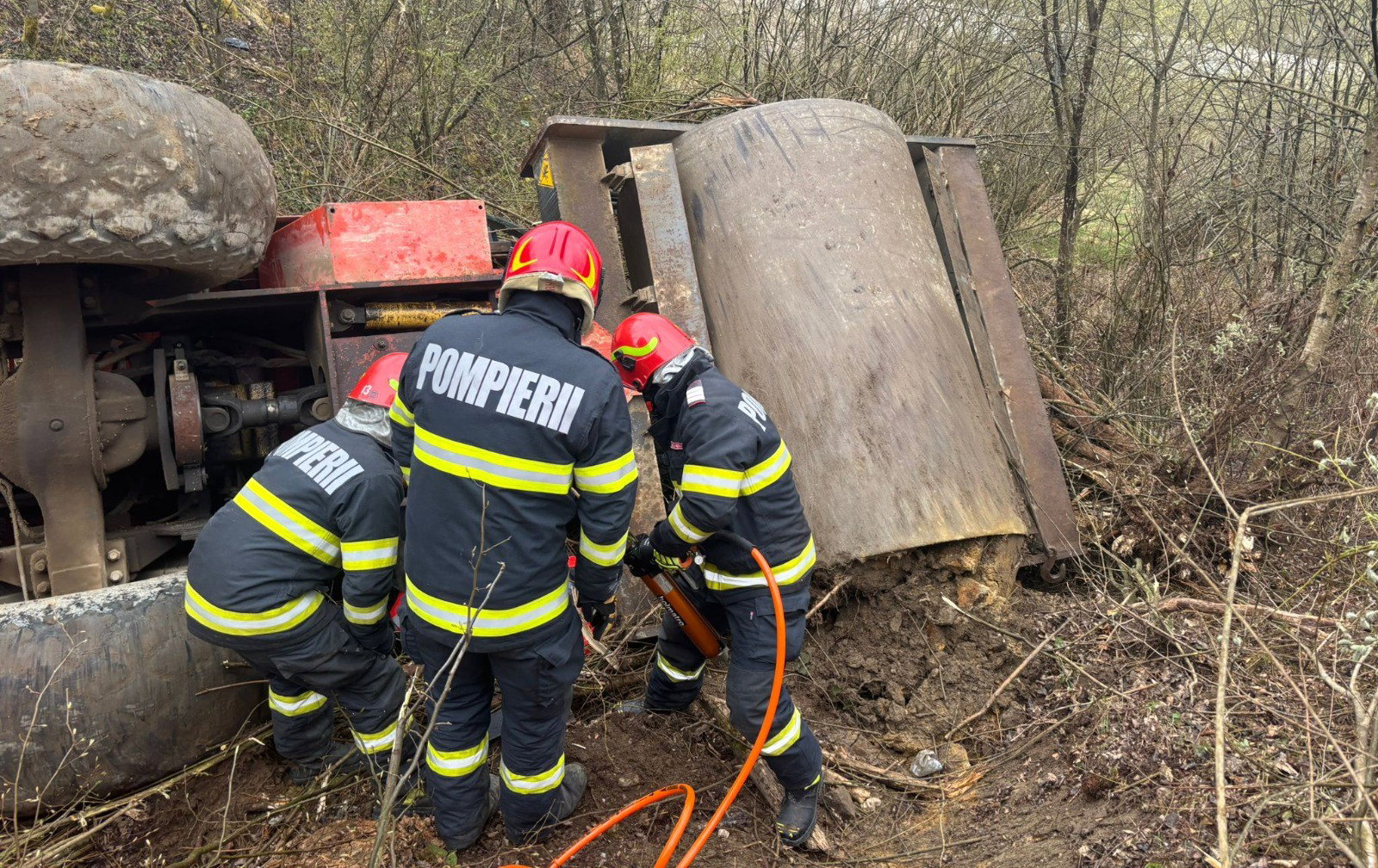 Egy 62 éves férfi vesztette életét a Jád-völgyi víztározónál, vizsgálatot indított a munkaügyi felügyelőség