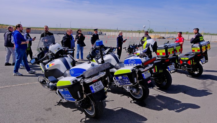 Több száz bevetésen vettek részt a motoros rohemmentősök tíz hónap alatt
