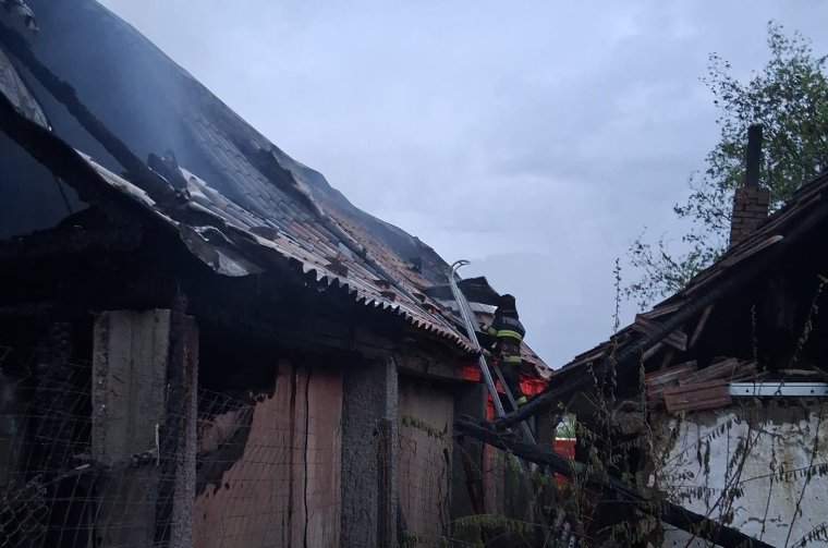 Nagy kiterjedésű tűz pusztított Hegyközpályiban