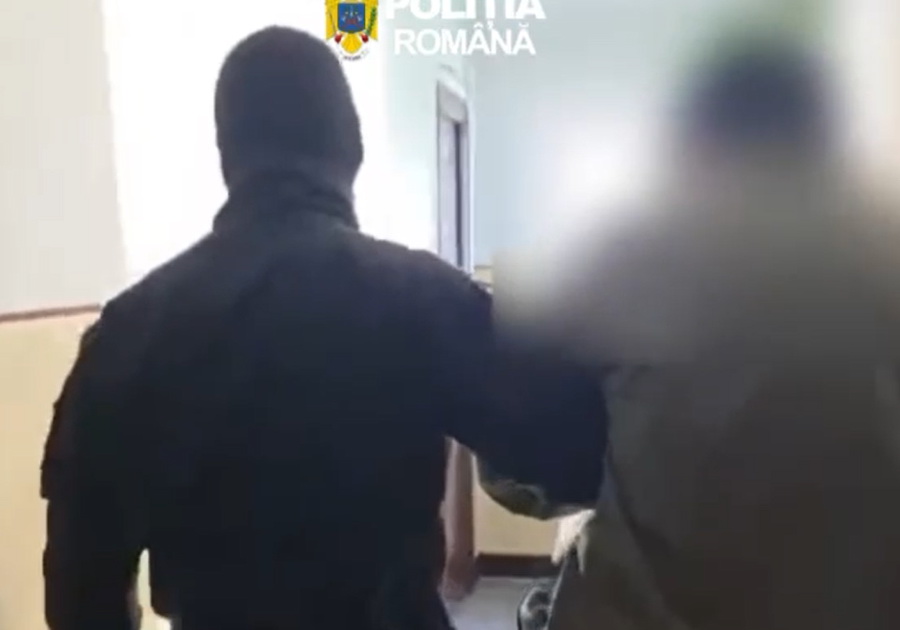 El akarta vágni szomszédja torkát, végül kalapáccsal támadt rá – hosszú idő után elfogták a váradi támadót
