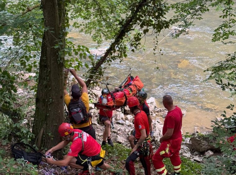 Sziklafalról zuhant le egy turista a Révi-szorosban