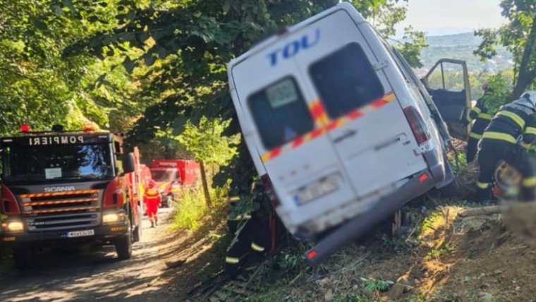 Argeș megyei buszbaleset: gondatlanságból elkövetett emberölés miatt nyomoznak az ügyben