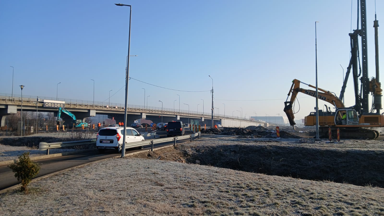 Munkálatok nehezítik a közlekedést az Aradi út végén | VIDEÓK