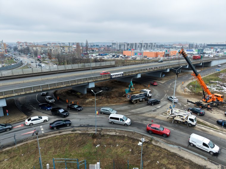 Forgalomkorlátozások lépnek életbe az Aradi úton az aluljáró építése miatt