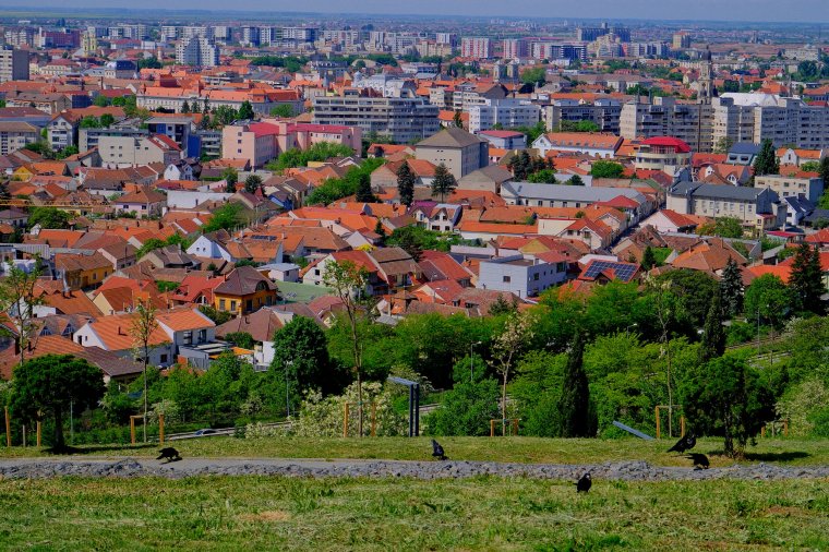 Miért fizetnek többet a régi épületek tulajdonosai?