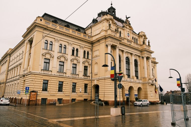 Tagdíjbefizetések: jó példával jár elől a nagyváradi önkormányzat
