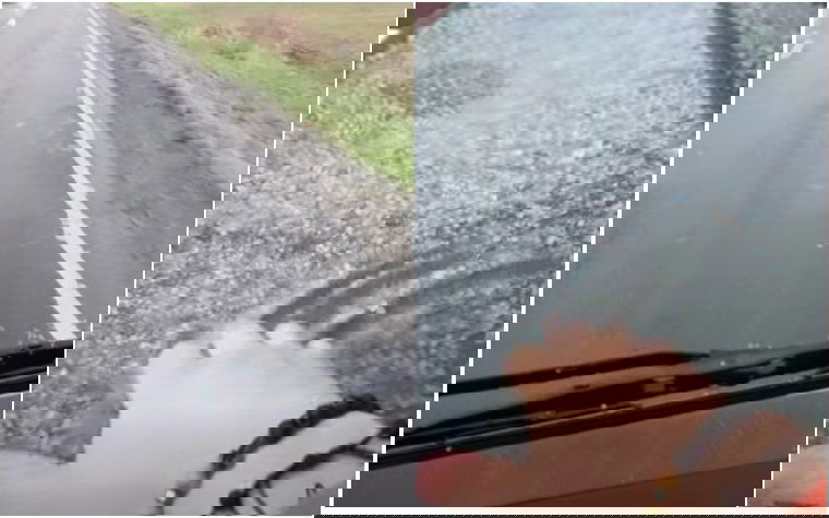 Meglepő időjárás: februári jégeső Bihar megyében | VIDEÓ