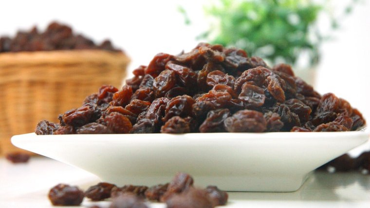 Növényvédővel szennyezett mazsolát hívott vissza a hatóság, Váradon is forgalmazták