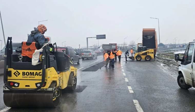 Az utakat is „megviselte” a hideg: Nagyvárad több pontján zajlanak javítási munkálatok