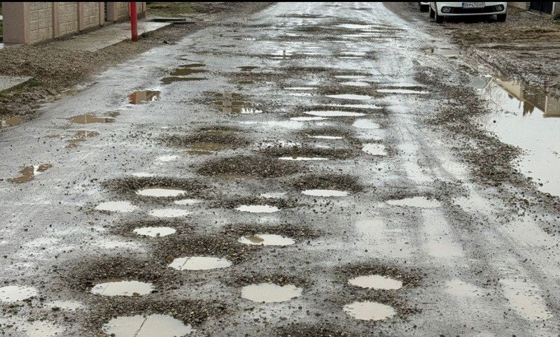 Panaszáradat a rossz utak miatt – reagált a polgármesteri hivatal