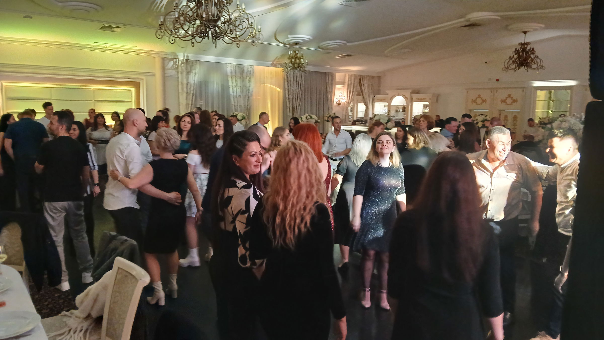 Közös ügy, közös élmény: szülői bált szervezett a Szacsvay Imre Általános Iskolában