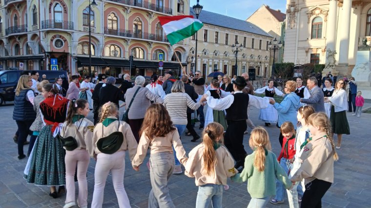 „A mi forradalmunk az igaz szó forradalma” – március 15-i megemlékezés Nagyváradon