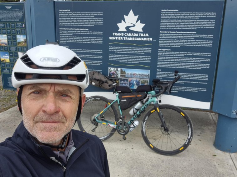 Egy történet a kitartásról és a határok feszegetéséről: a komáromi „Vasember” látogatott Nagyváradra