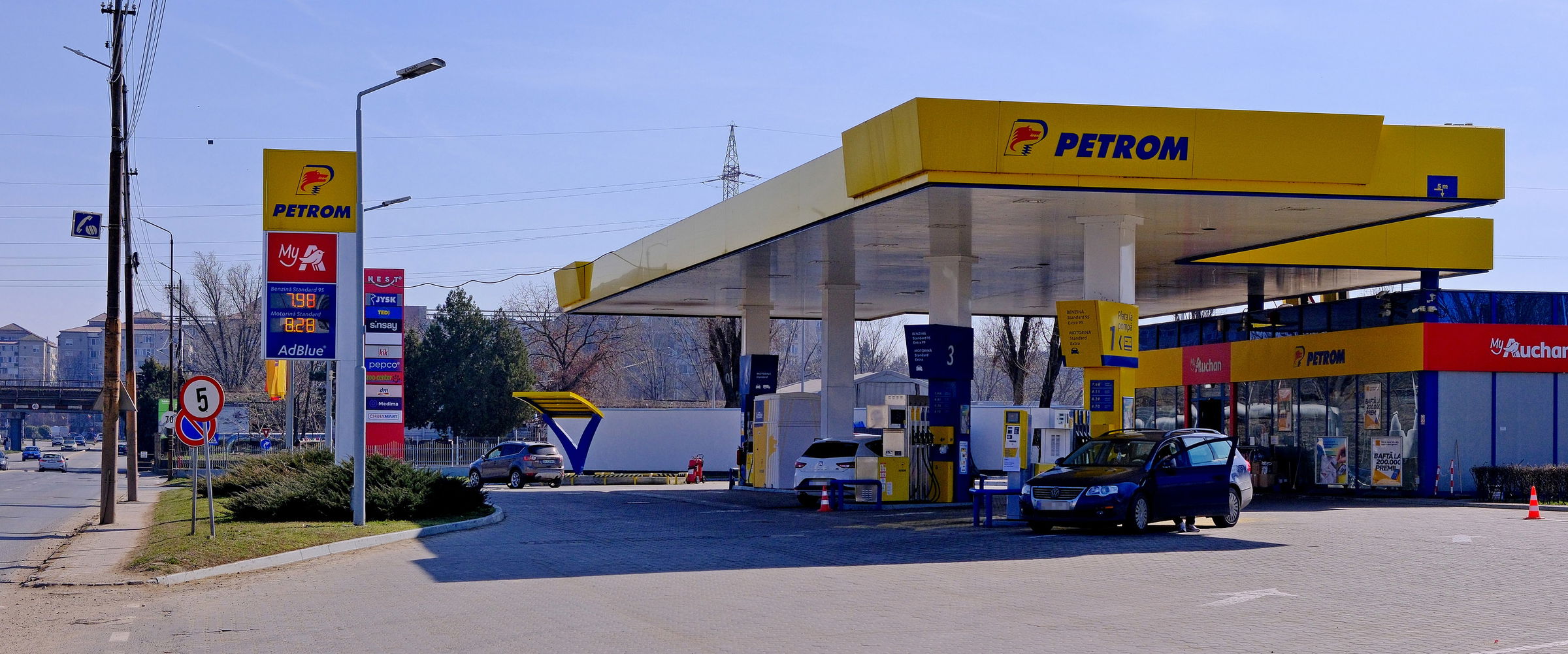 Mégis reális lehet a 10 lejes üzemanyagár?