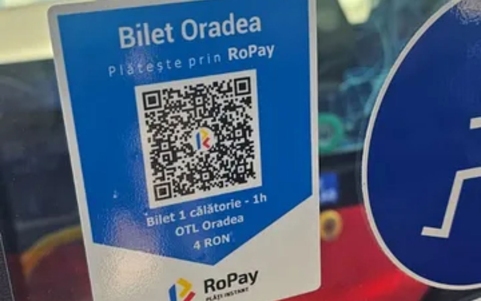 QR-kóddal a buszra: Nagyváradon vezették be elsőként a RoPay jegyfizetést