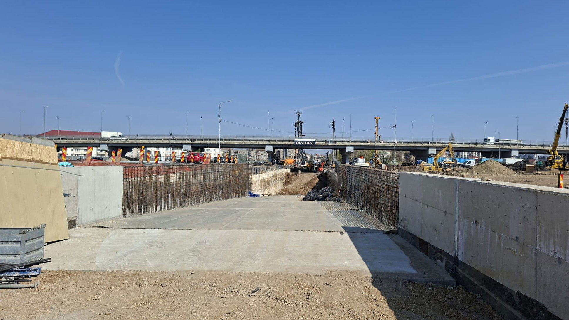 Az Aradi úti közúti infrastruktúra-beruházásokat nyár végéig be kell fejezni | GALÉRIA és VIDEÓK