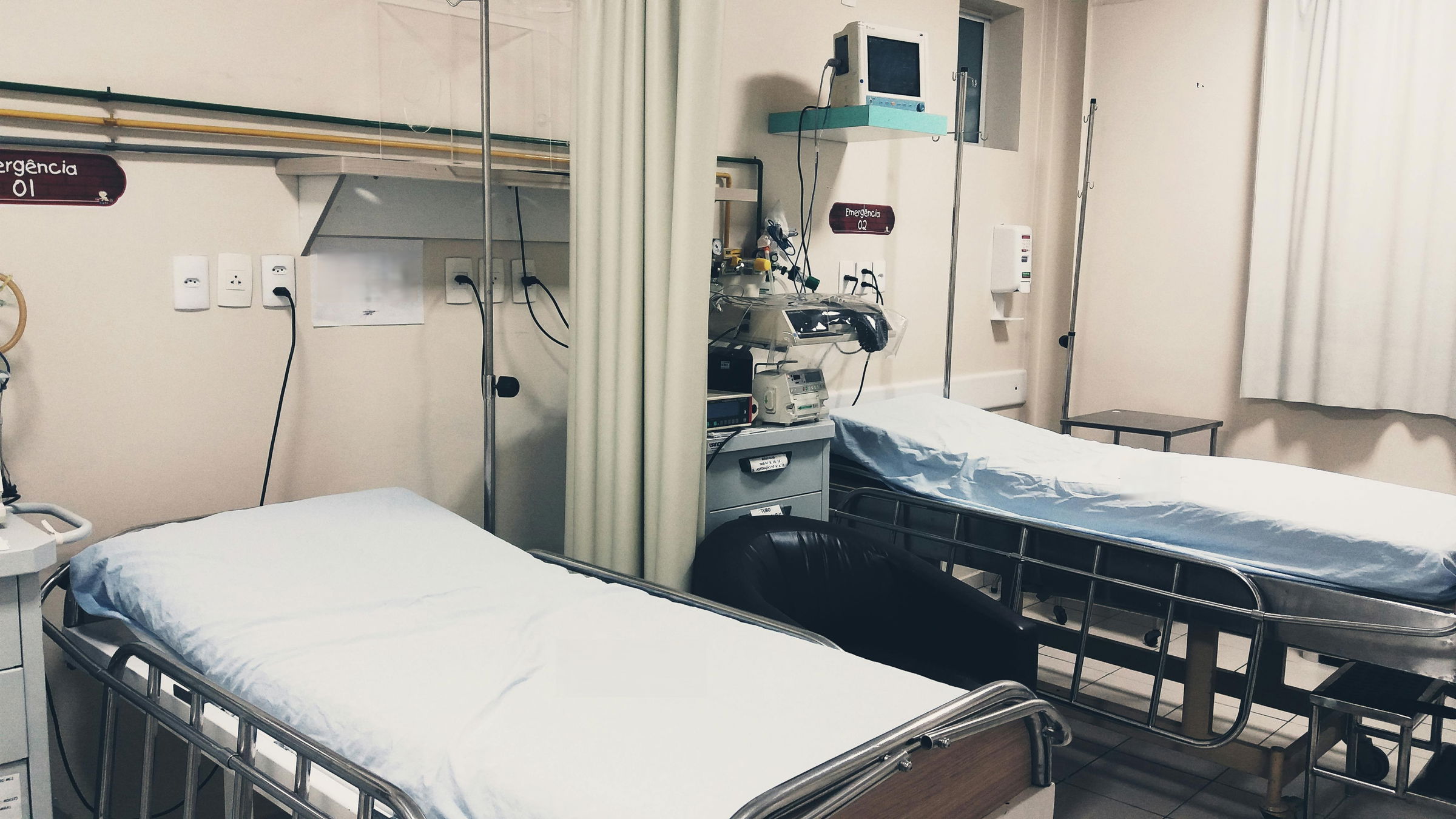 Rogobete szerint nyáron vehető használatba a súlyos égési sérülteket kezelő marosvásárhelyi és temesvári központ