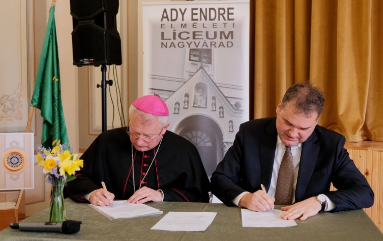 Átadták a nagyváradi Ady Endre Elméleti Líceum felújított épületét | FOTÓK és VIDEÓK