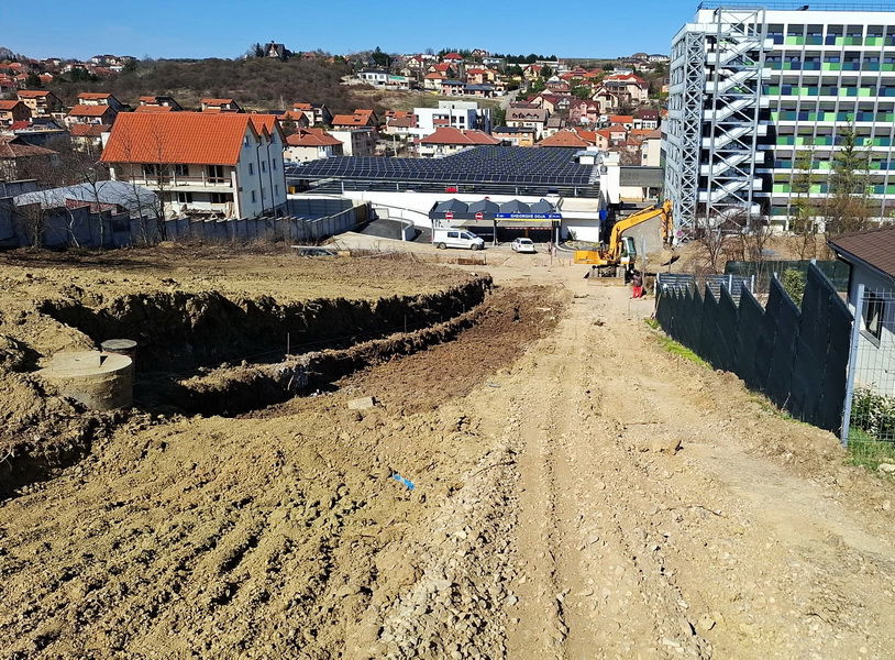 Nyárra elkészül a megyei kórház melletti út