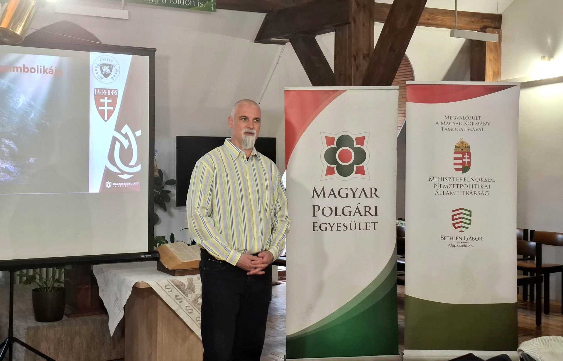 Földbe szúrt kardok: Sashalmi Fekete Tamás történész tartott előadást Nagyváradon