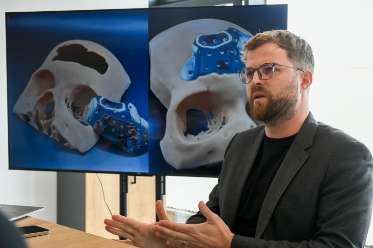 Orvosi implantátumokat is fejlesztenek a nagyváradi tudományos és technológiai parkban