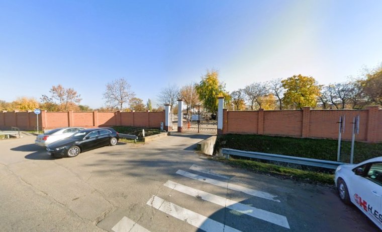 A gyalogos közlekedést javasolja a nagyváradi önkormányzat halottak húsvétján