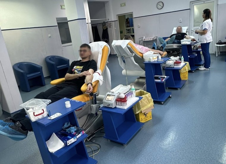 Példaértékű összefogás Nagyváradon: több mint százan adtak vért a súlyosan megsérült motorosért