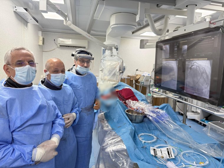 Nagyvárad a szívgyógyászat élvonalában: élőben közvetített beavatkozások nemzetközi kongresszusokon