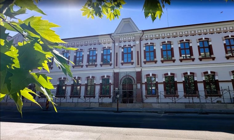 Jól halad a Művészeti Líceum felújítása Nagyváradon | VIDEÓ