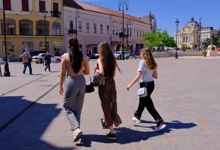 Tervezet: kevesebb járulék terhelheti a 26 év alattiak részmunkaidős foglalkoztatását