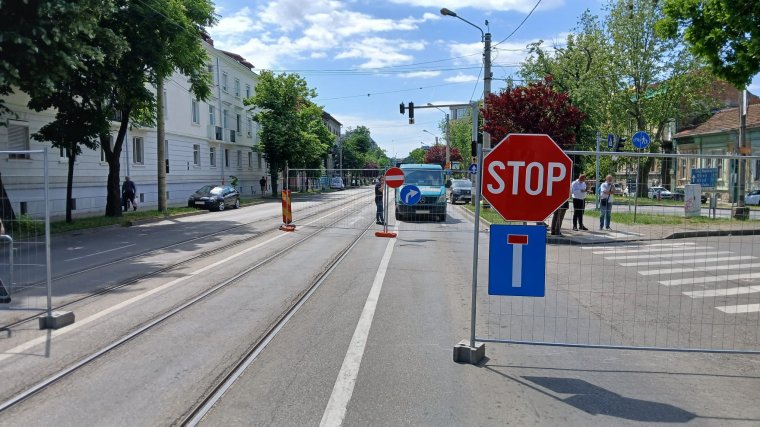 Jobb elkerülni: alternatív útvonalakat keresnek az aluljáró-építés miatt a Váradon közlekedők
