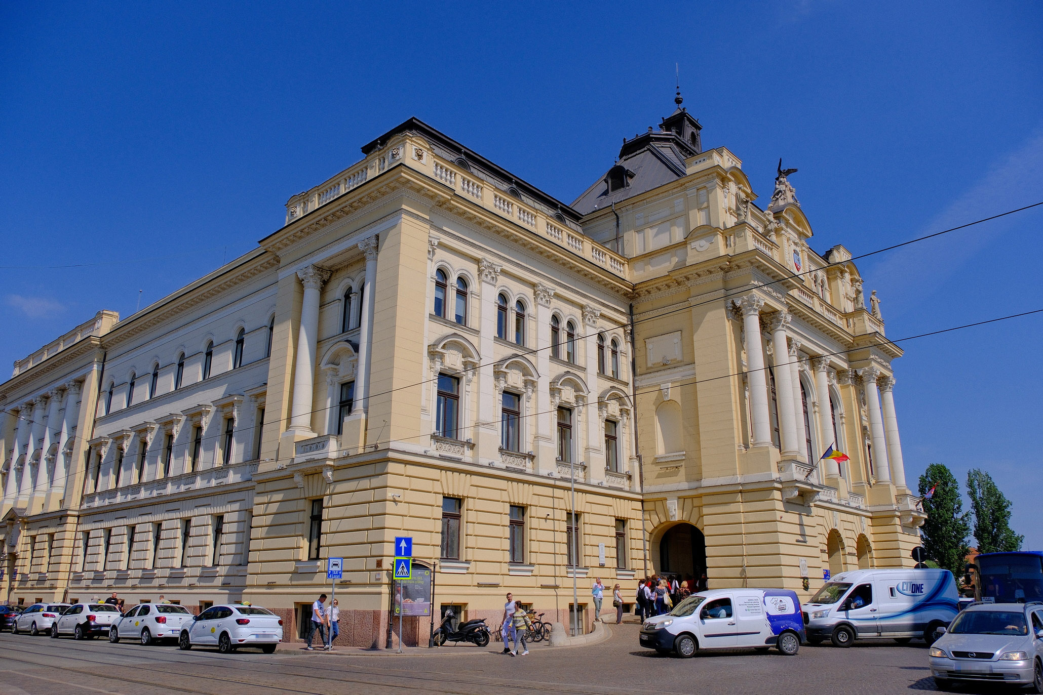 Módosított program szerint működik az anyakönyvi hivatal június 1-jén